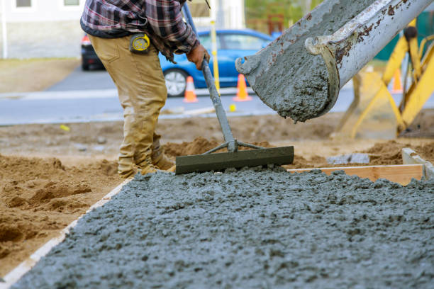 Best Concrete Driveway Installation  in Fairmount, IN